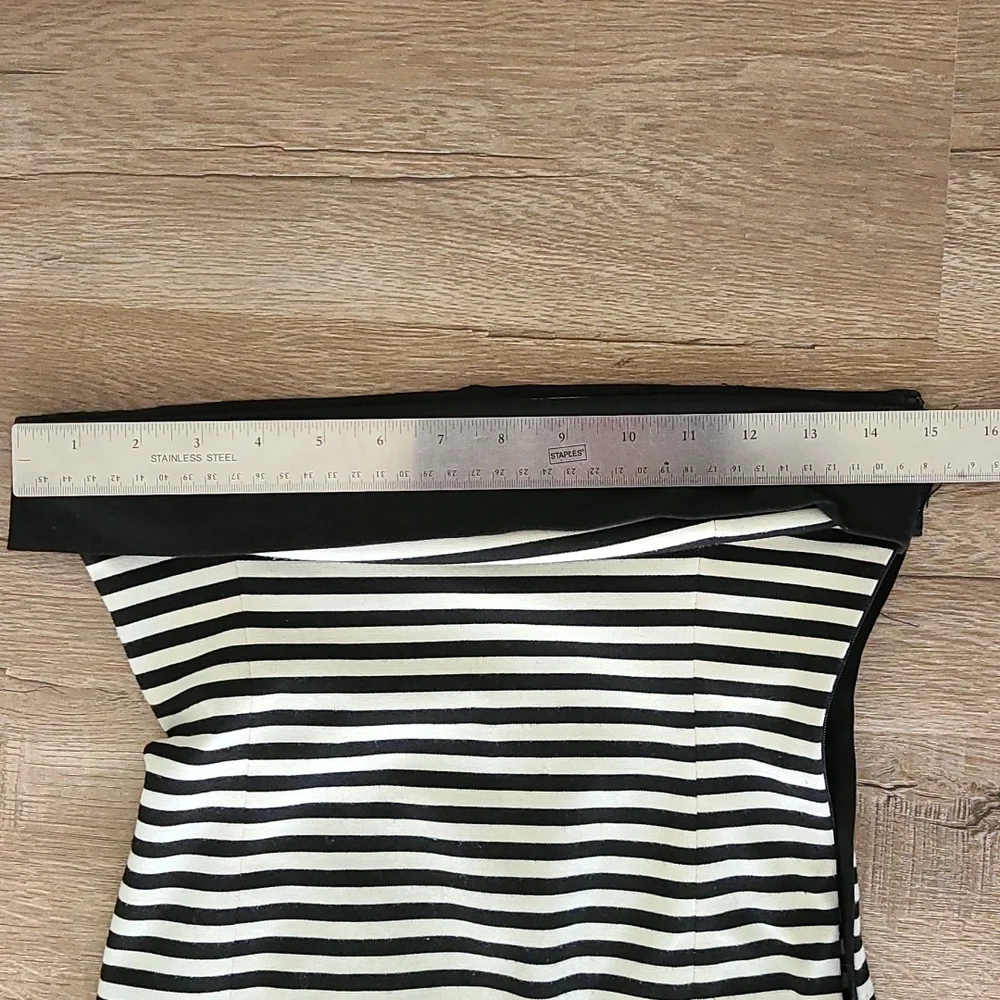 Zara black and white stripped strapless tube dress. - Picture 7 of 8